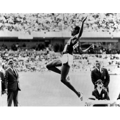 Олимпийский чемпион Мехико-1968, многолетний рекордсмен мира по прыжкам в длину Боб Бимон