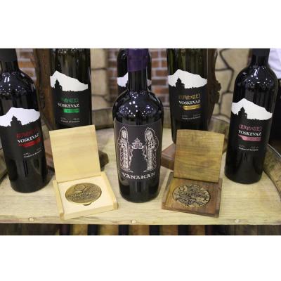 Основной акцент на предприятии ставится на производстве вин исключительно из армянских сортов винограда