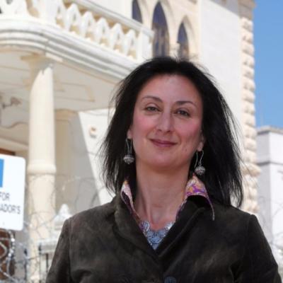 Журналистка Дафне Каруана Галиция погибла при взрыве ее автомобиля