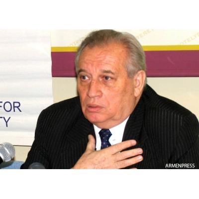 Сопредседатель Минской группы ОБСЕ от России в 1992-1996 гг. посол Владимир Казимиров