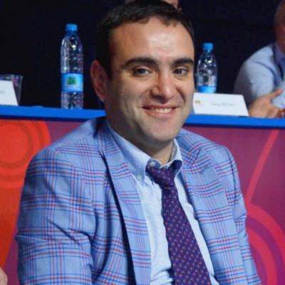 Главный тренер юниорской сборной Армении по вольной борьбе, судья олимпийской международной категории Аветик Варданян