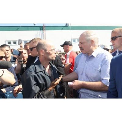 Лукашенко хотят принудить к капитуляции и сдаче государства