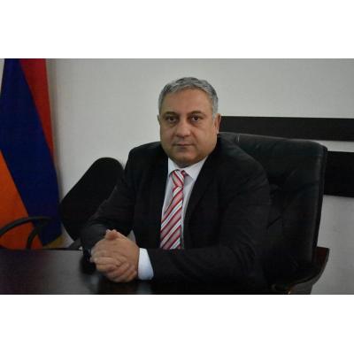 Заслуженный тренер РА, арбитр олимпийской категории Давид Хитарян