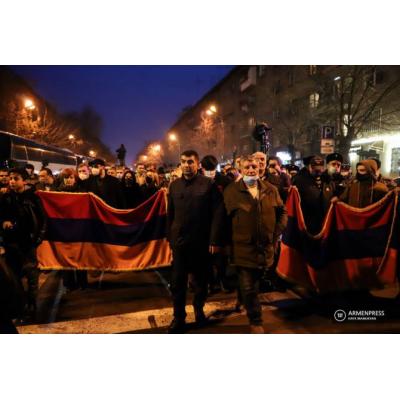 Движение 'За спасение Родины!' говорит о всенародном требовании отставки премьера