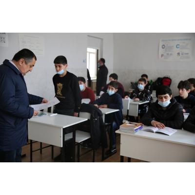 Заместитель министра образования, науки, культуры и спорта Карен Гилоян посетил ЕГСКОР, где продолжаются работы по строительству и модернизации