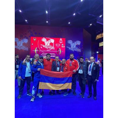 Сборная Армении по тяжелой атлетики завоевала 2 золотые, 2 серебряные и 4 бронзовые медали на прошедшем в Москве чемпионате Европы
