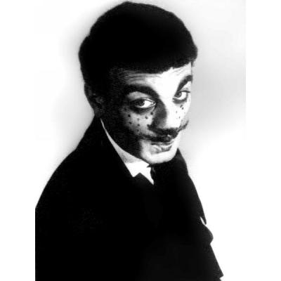 Актер театра и кино Юрий Амирян