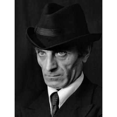 Актер театра и кино Юрий Амирян