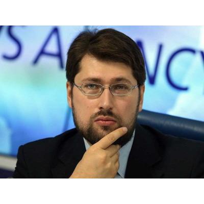 Политолог, писатель, директор Института нового общества Василий Колташов