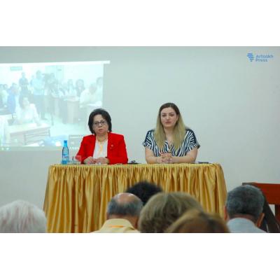 В Арцахском университете 'Месроп Маштоц' (УММ) 12 июня состоялась международная научная конференция на тему 'Новообразованные (непризнанные) государства после войны: задачи и пути их решений'