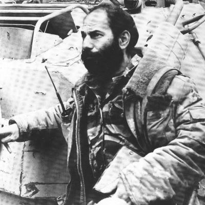 'АРМЕНИЯ НАЧИНАЕТСЯ У МОГИЛЫ АШОТА...'