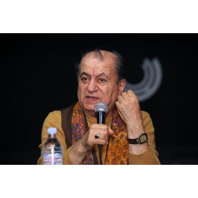 Ваге ШАХВЕРДЯН, театральный режиссер