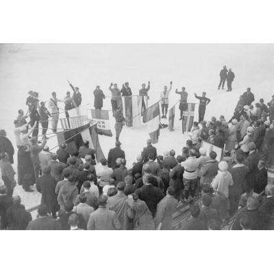 С 25 января по 5 февраля 1924 года во французском Шамони прошли первые зимние Олимпийский игры в истории