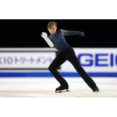 Рафаэль Арутюнян раскритиковал решение US Figure Skating не включать в олимпийскую команду США его ученика Илью Малинина