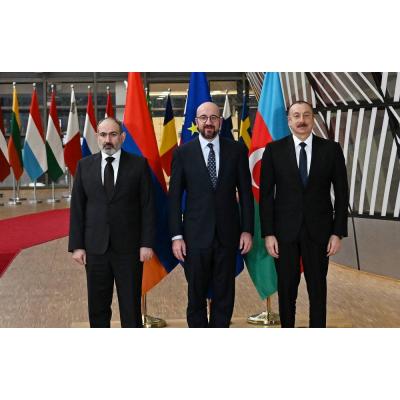 Встреча Алиева, Мишеля и Пашиняна