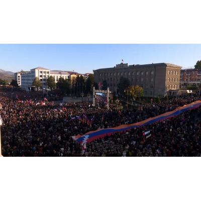 Центральная площадь Степанакерта - столицы Нагорно-Карабахской Республики (Республики Арцах) 30 октября 2022 г.