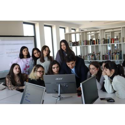 В Российско-Армянском университете Еревана прошел лингвистический хакатон