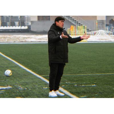 Главный тренер ФК 'Ван' Умберто Вивиани