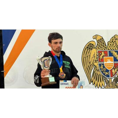 В столичном спорткомплексе 'Мика' прошел 25-й международный турнир по вольной борьбе на Кубок олимпийского вице-чемпиона Сеула-1988, чемпиона Европы Степана Саргсяна