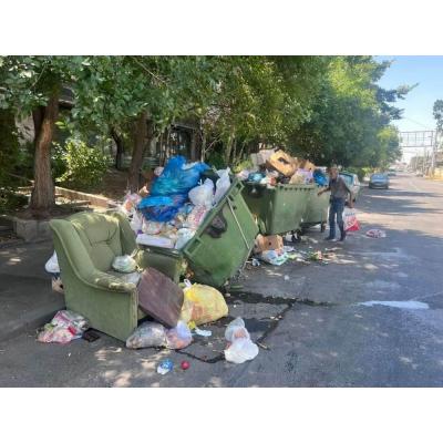 Cитуация с вывозом мусора в Ереване вновь обостряется