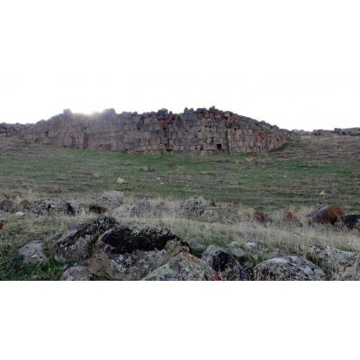 2800-ЛЕТНИЙ УРАРТСКИЙ ХРАМ ОБНАРУЖЕН В ВАНЕ