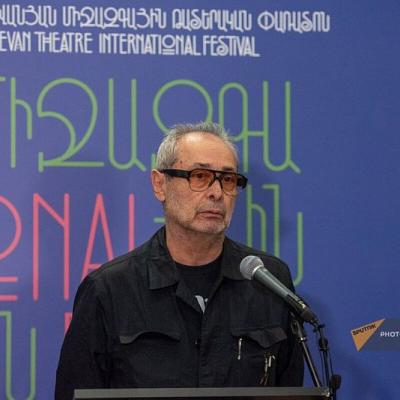 'ПОЛИТИКИ СЖИГАЮТ МОСТЫ, А МЫ, ДЕЯТЕЛИ КУЛЬТУРЫ, ДОЛЖНЫ ИХ ВОССТАНАВЛИВАТЬ'