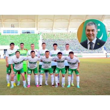 Созданный бывшим президентом Туркменистана Гурбангулы Бердымухамедым футбольный клуб 'Аркадаг' представляет, по сути, национальную сборную и не имеет конкуренции в местном чемпионате