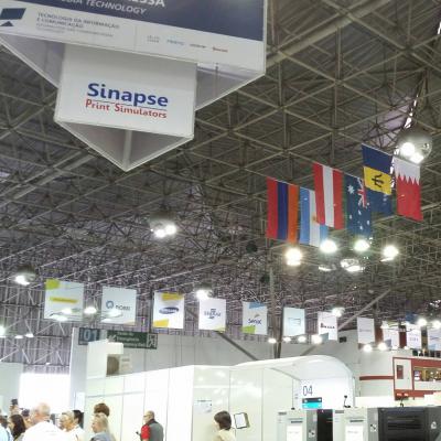 В WorldSkills-2015 приняли участие более 1200 конкурсантов из 59 стран, 1144 эксперта из 70 стран, более 300 переводчиков, 800 волонтеров
