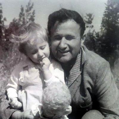 Генрих Малян с маленькой Нарине