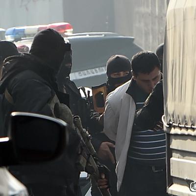 Решать вопросы при помощи оружия - не самый лучший способ. Общество, пережившее теракт 27 октября 1999 г., должно об этом помнить