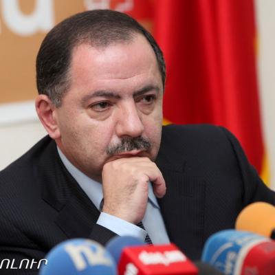Секретарь фракции АРФД Агван ВАРДАНЯН