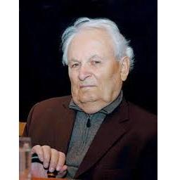 Известный историк, академик НАН РА, автор множества монографий и книг Грачик Рубенович Симонян