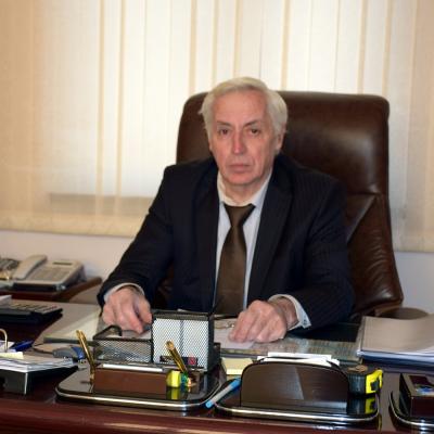 Председатель ПК 'Бетон', инженер-строитель Давид Клекчян