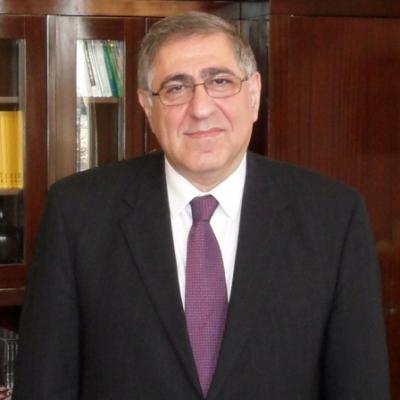 Доктор исторических наук, профессор Арман Джонович КИРАКОСЯН