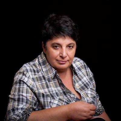 Основатель Voices of Artsakh, опытный музыкант, педагог и продюсер Лира Кочарян