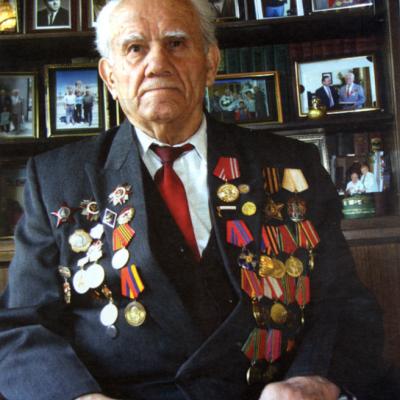 ТУНЯН Жора Арутюнович