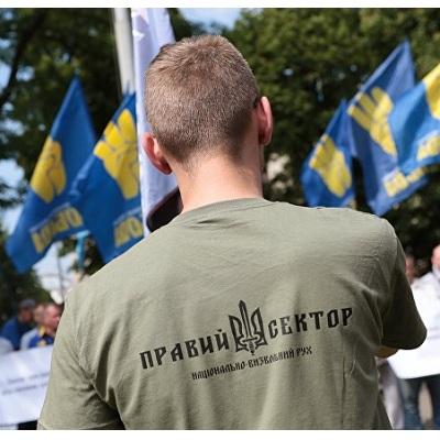НАЧИНАЮТ ОТКРЫВАТЬ ГЛАЗА