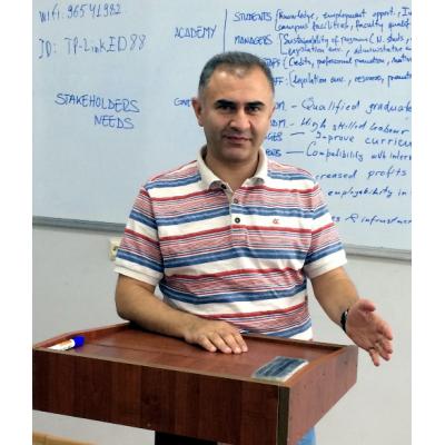 Вараздат ОГАНЕСЯН - руководитель Центра по обеспечению качества образования Национального университета архитектуры и строительства Армении