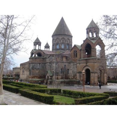 Необходимо превратить Вагаршапат в центр паломничества в Армению