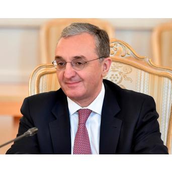 Министр иностранных дел Армении Зограб Мнацаканян