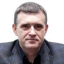 Адвокат Олег Коренной