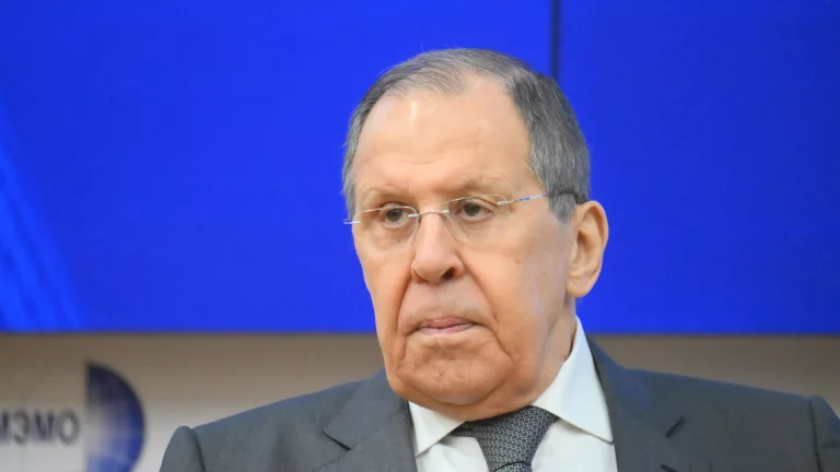 «Потенциально взрывоопасно для всего региона»: Лавров об обострении отношений США и Ирана