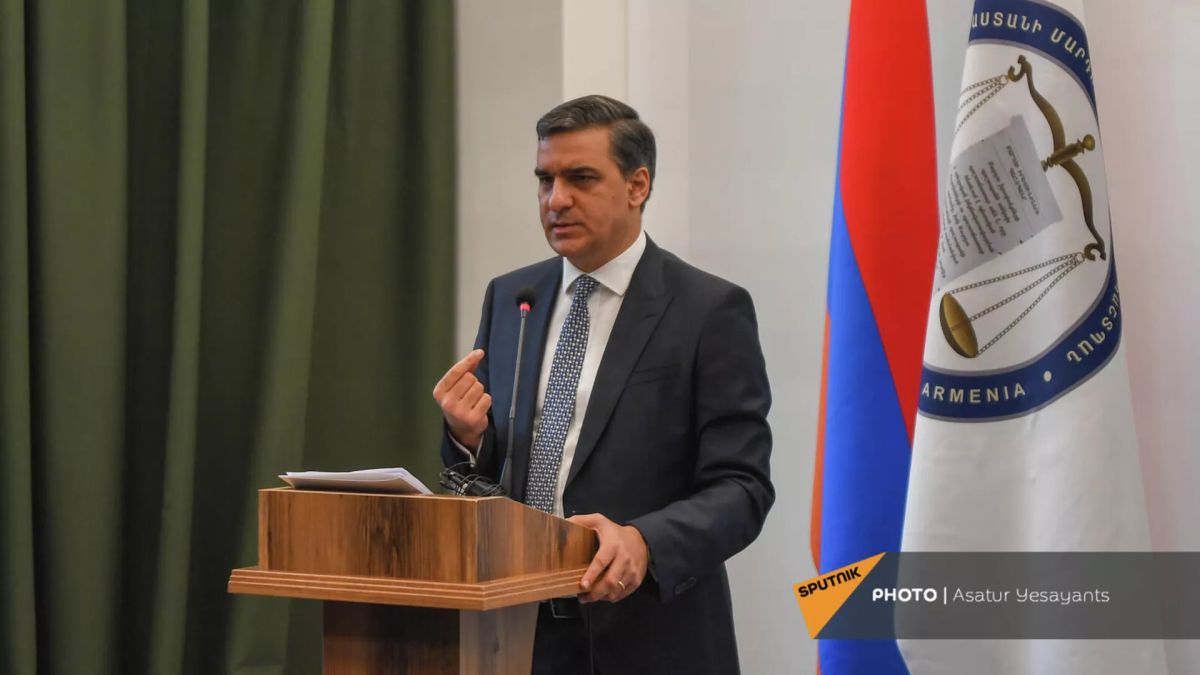 Թաթոյանը միջազգային զեկույց է ներկայացրել ՀՀ վարչապետի հակաեկեղեցական արշավի վերաբերյալ