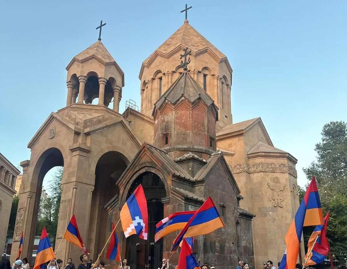 The Christian Post․ ԱՇԽԱՐՀԻ ՔՐԻՍՏՈՆՅԱՆԵՐԸ ՊԵՏՔ Է ՊԱՀԱՆՋԵՆ, ՈՐ ՀՀ-Ի ՍԱՀՄԱՆՆԵՐԸ ՀԱՐԳՎԵՆ, ԻՍԿ ԻՆՔՆԻՇԽԱՆՈՒԹՅՈՒՆԸ ՊԱՀՊԱՆՎԻ